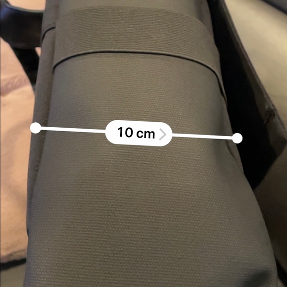 Moleskine ID Reporter Laptop Bag, BLACK - Picture 10 of 11